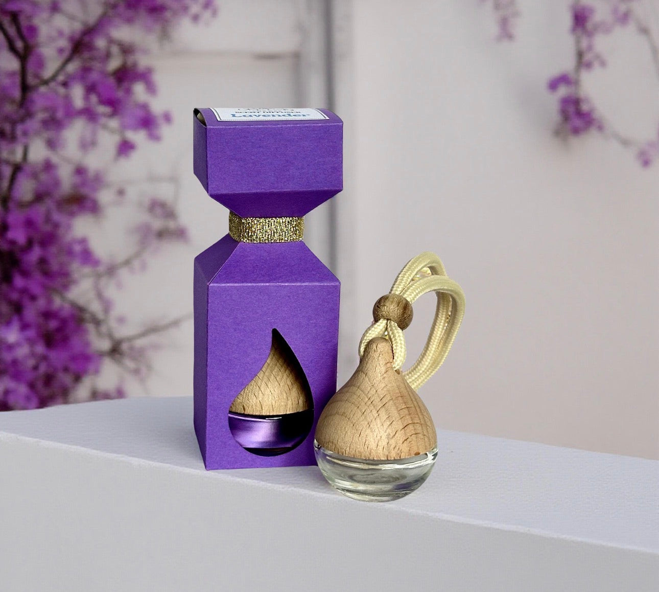 Lavender Diffuser with Essential or Fragrance oil. All Natural.  Long Lasting air freshener.